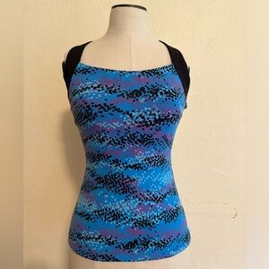 Lucy Activewear cross cross top